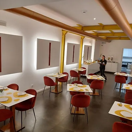 Hotel Outside Boutique 4*