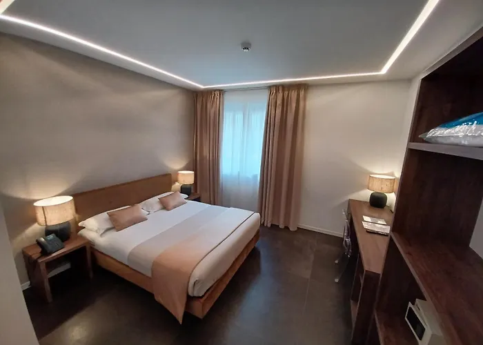 Hotel Outside Boutique 4*
